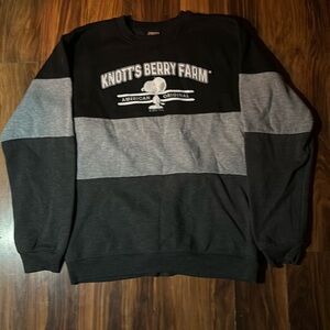 Knotts crewneck sweater